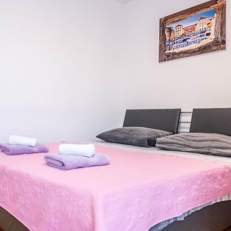 Bokun Bave Apartment Split Exteriör bild