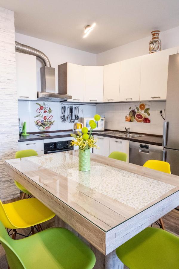 Bokun Bave Apartment Split Exteriör bild